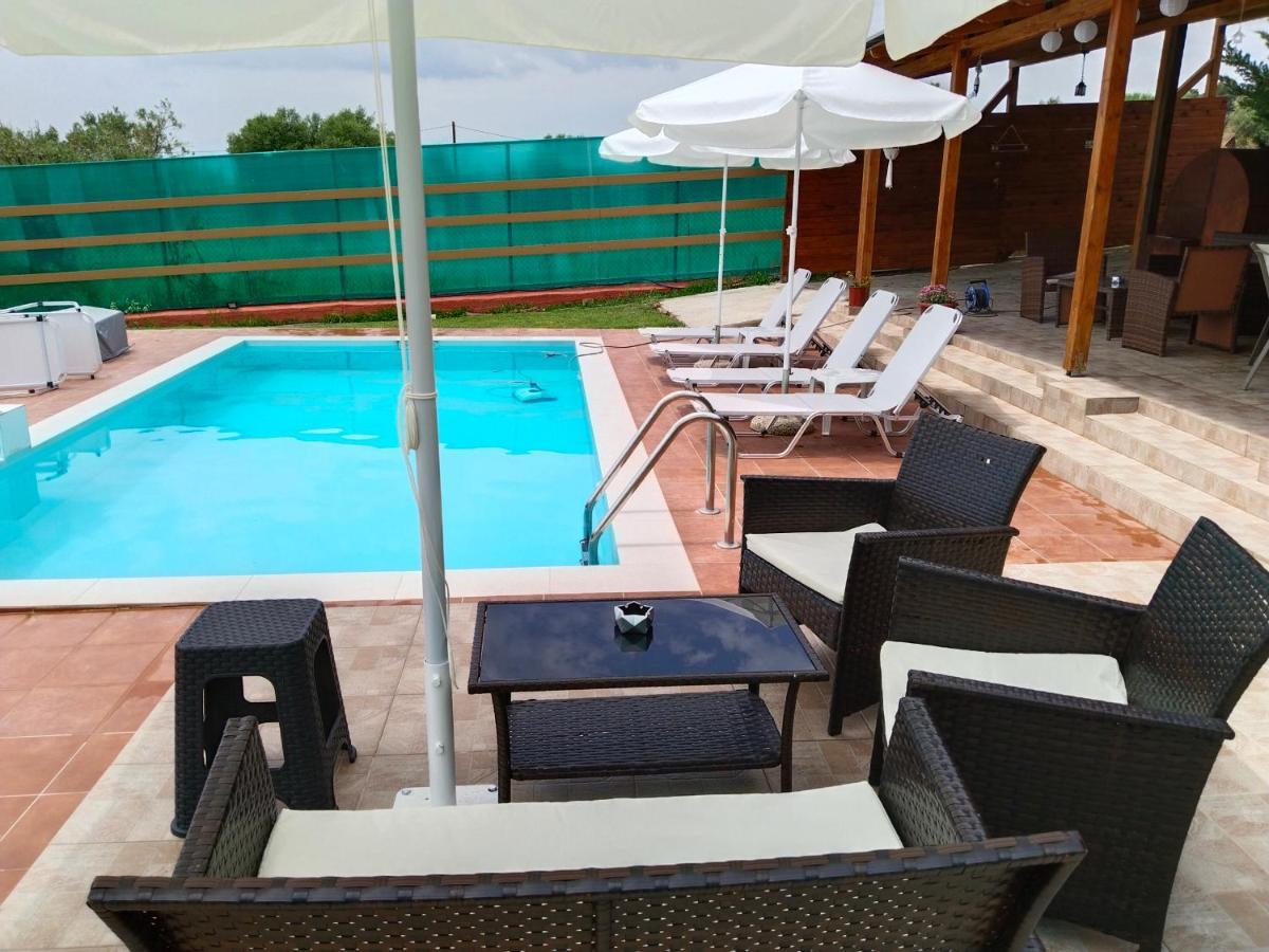 Maria Lemoni Swimming Pool Apartment Nea Skioni Exteriör bild